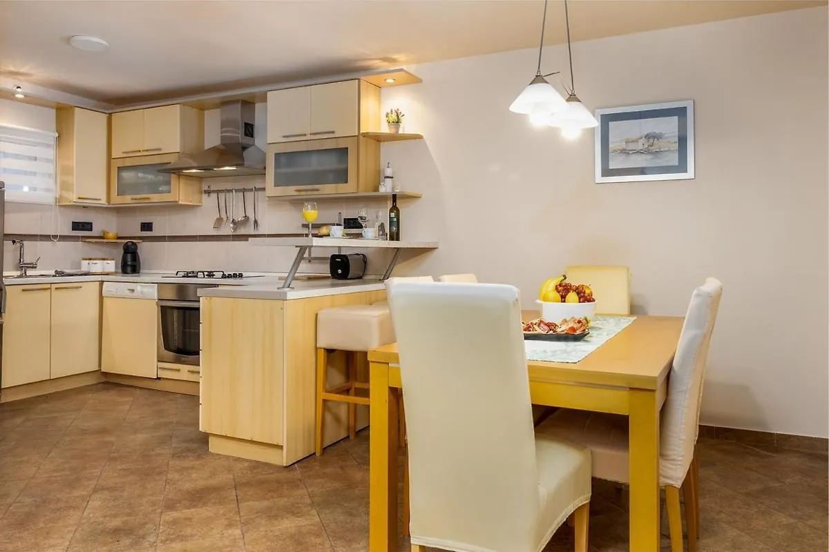 Ferienhaus Holiday House With A Swimming Pool Pakostane, Biograd - 22480 Kroatien